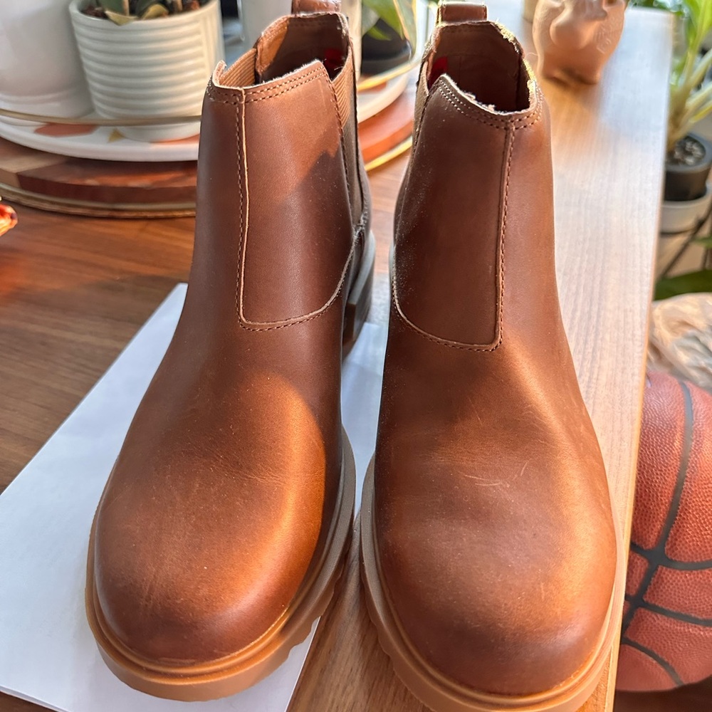 Sorel Emelie Booties